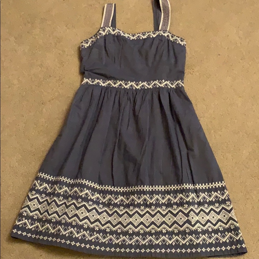 Jessica Simpson dress size 8